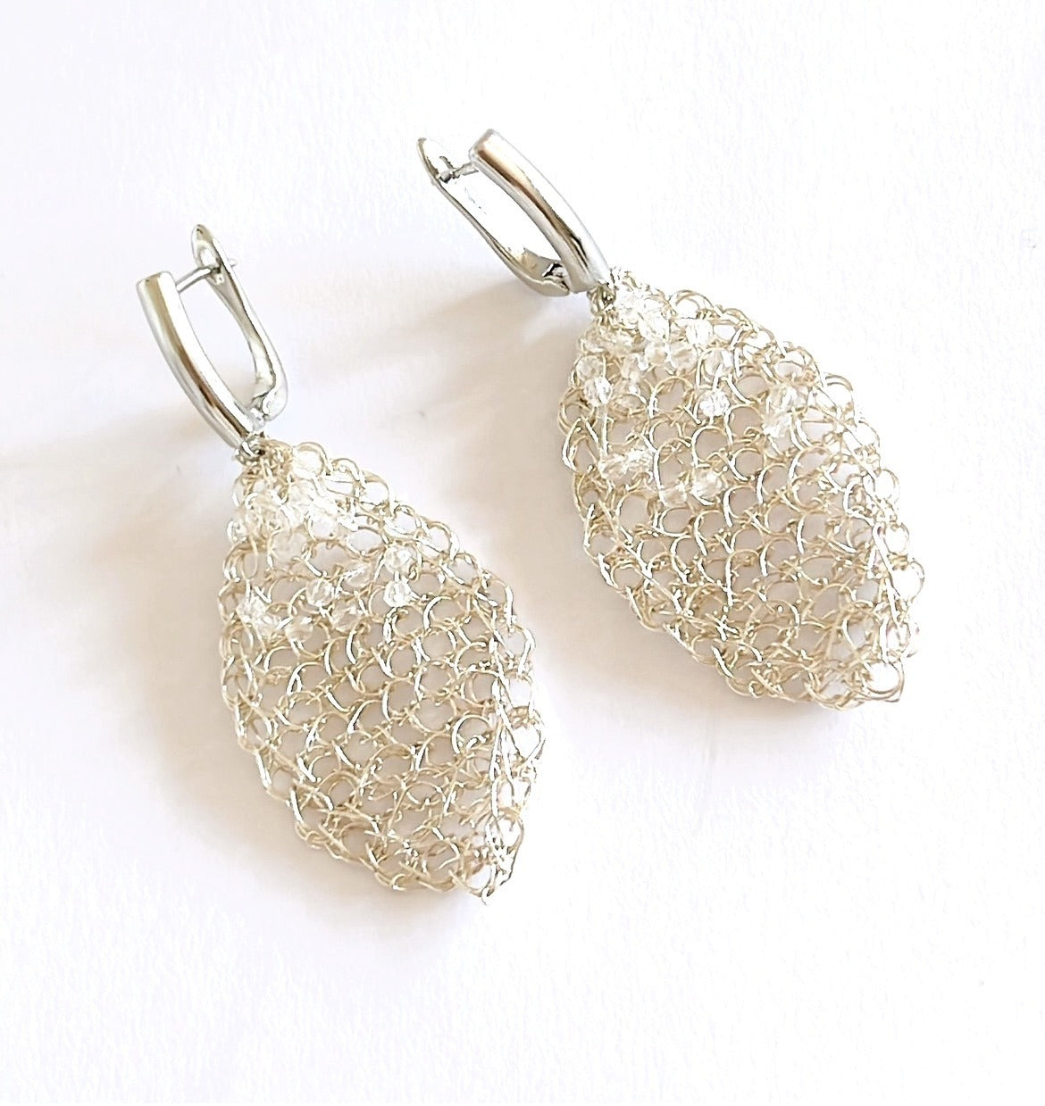 Pendientes Lira